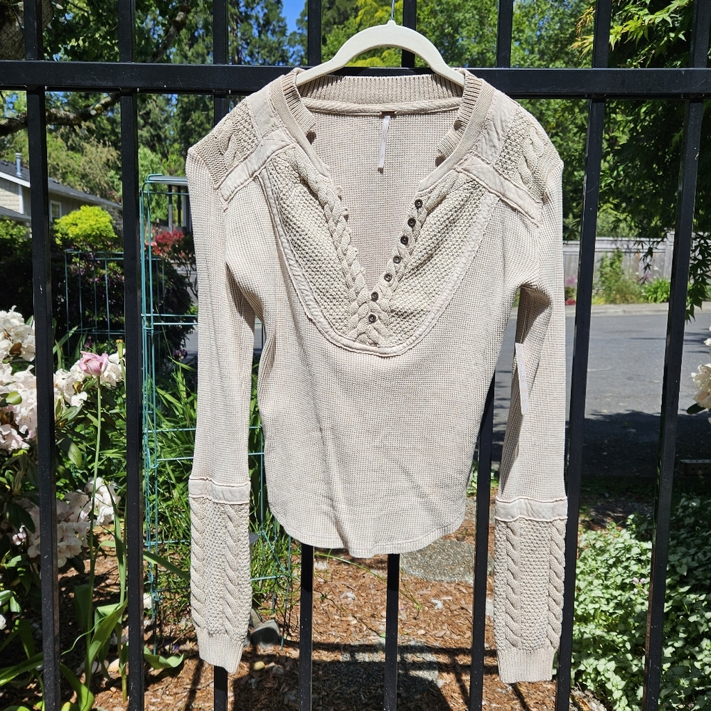 Free People Oakley Thermal Henley Top V Neck LS Mixed Knits Sand Size Small NWT - Picture 2 of 16